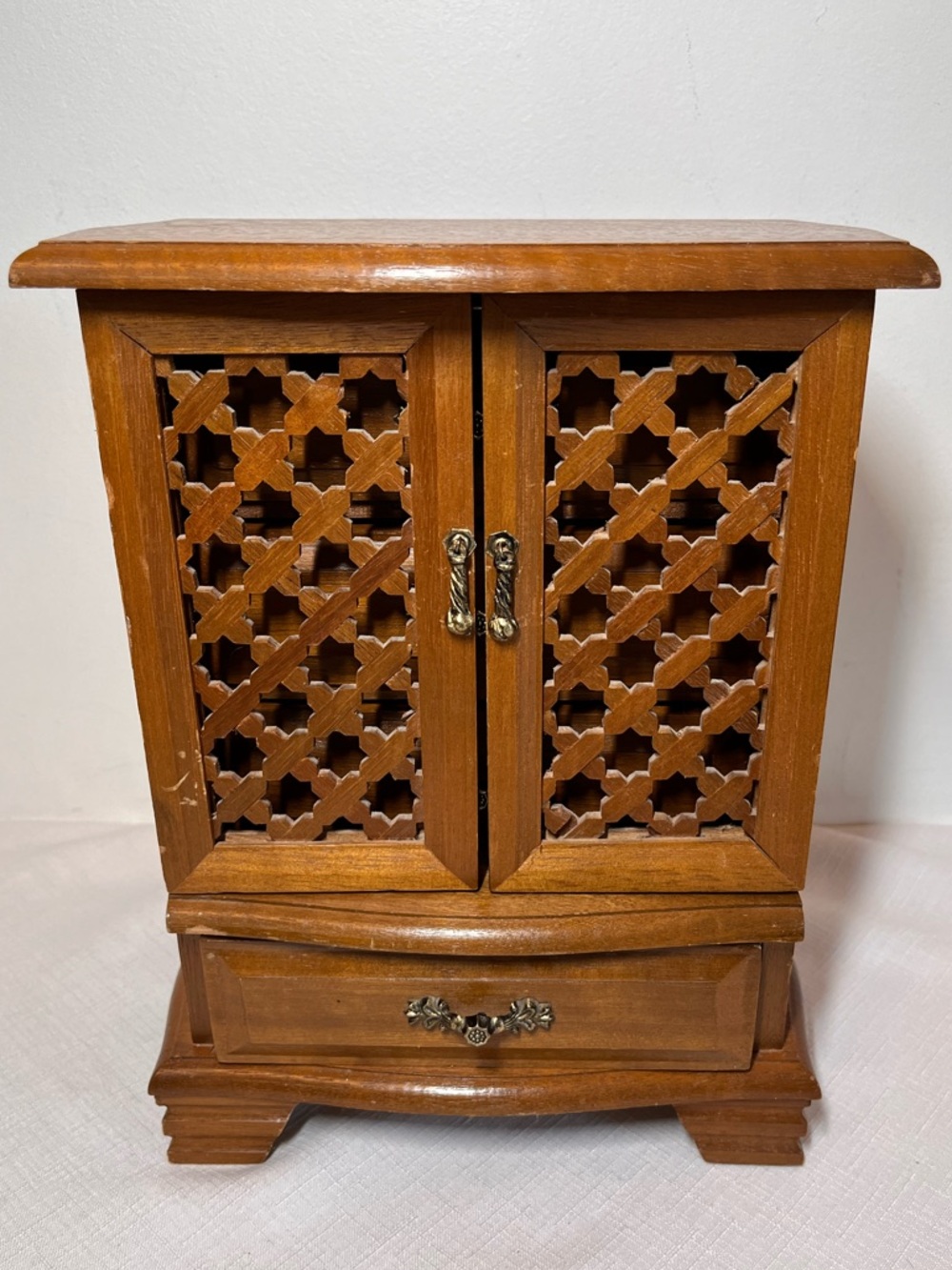 Vintage Wooden jewelry box lattice doors & decorative hardware. Warm brown wood